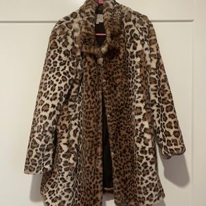 Loft medium leopard fur coat